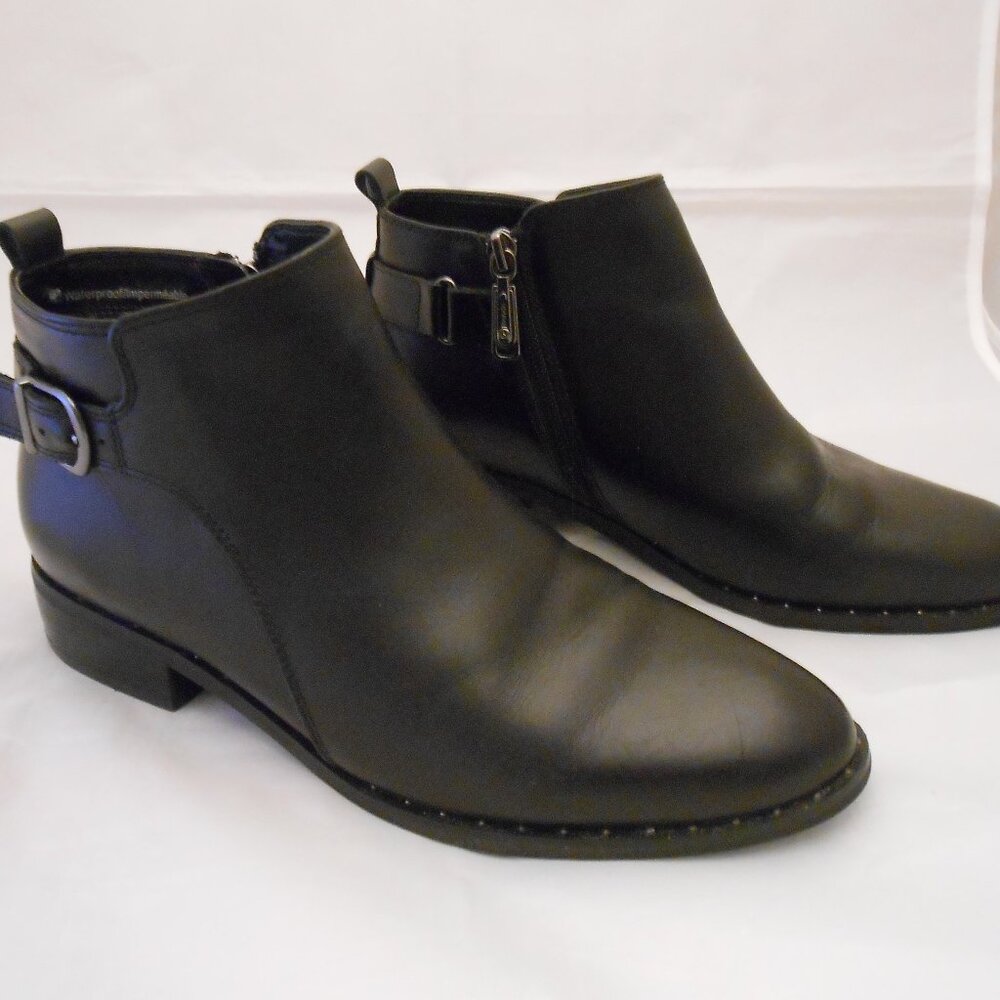 Women's Blondo Waterproof Ankle Boots, Black, Size 8M, Zip Closure, Low Heel